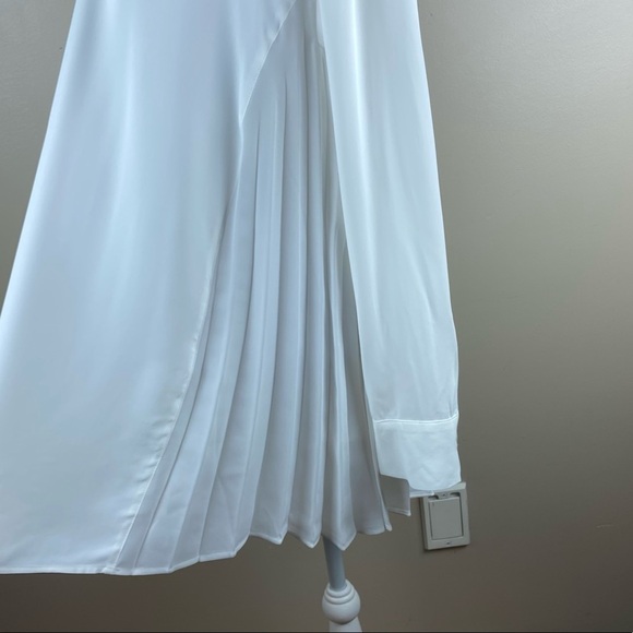 NWT. Zara White Blouse with Sides Pleats. Size M. - Picture 11 of 15